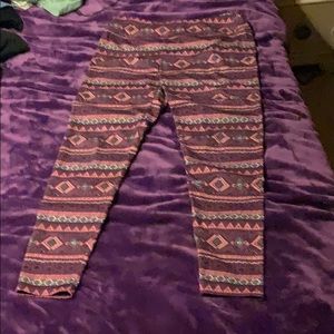 Hollister Tribal Leggings Size Large
